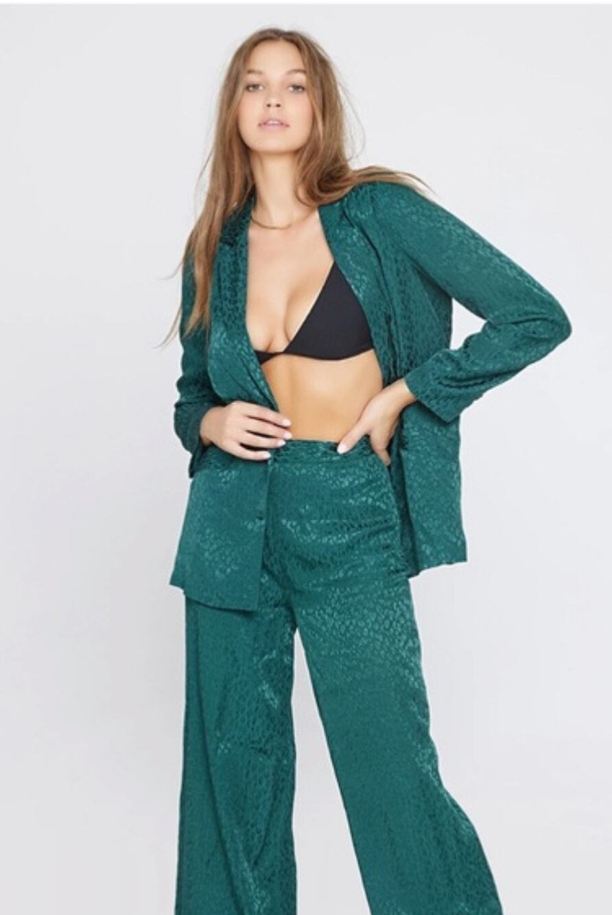 NWT L SPACE Green Leopard Bennytt Blazer and Harlow Pants. Size 2